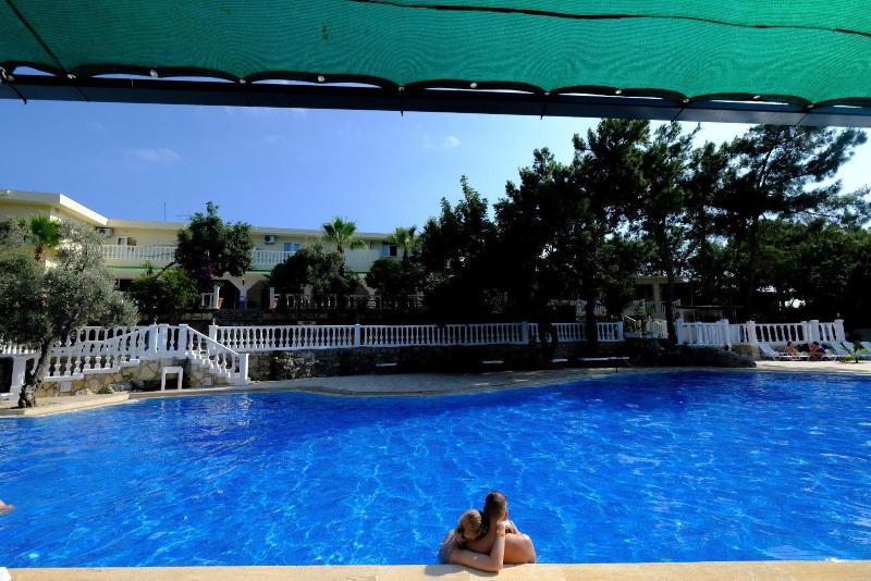 Larissa Hill Beach Hotel Konaklı Zewnętrze zdjęcie